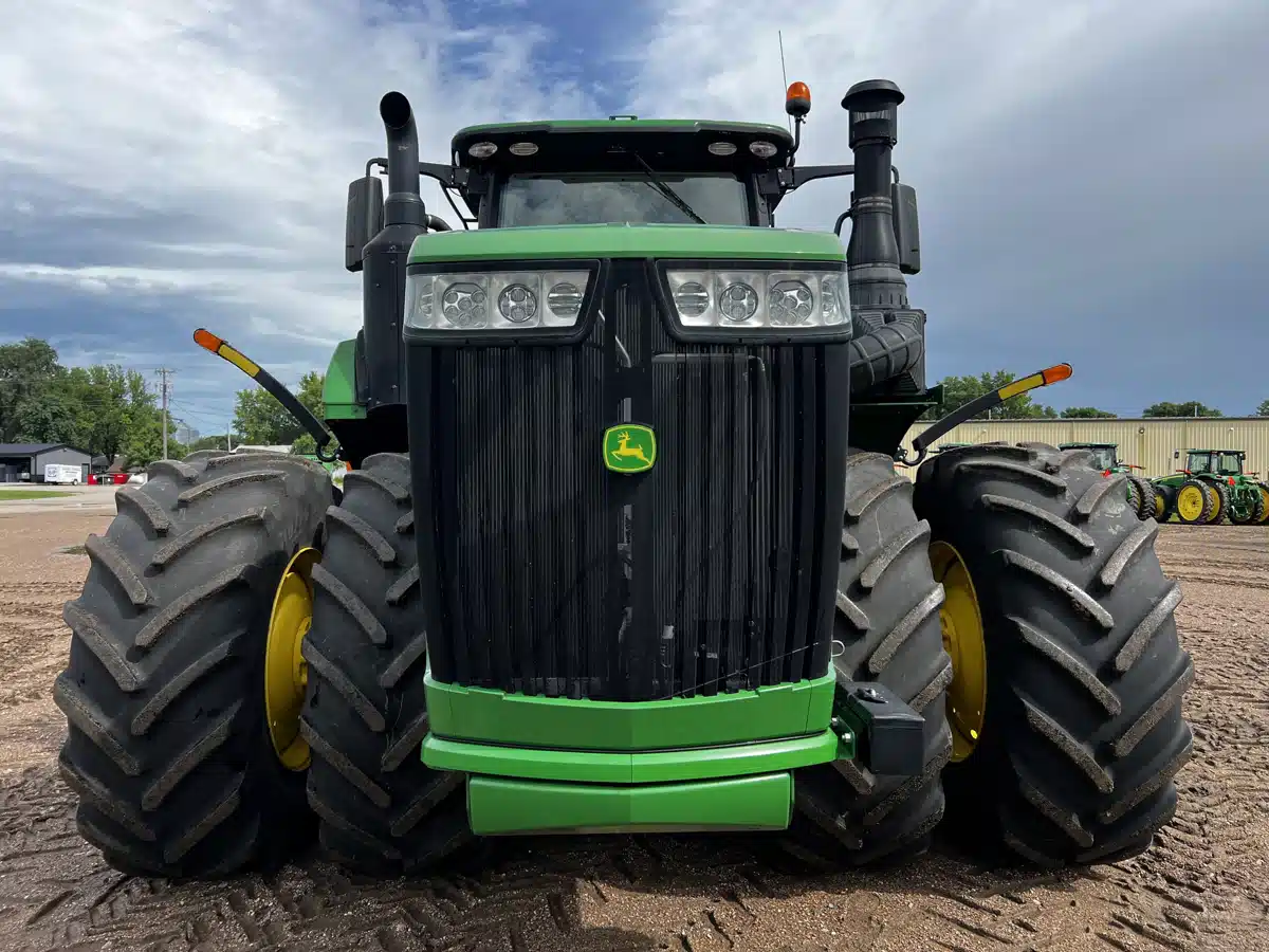 Gallery image 2 for Used 2018 John Deere 9370R Tractor