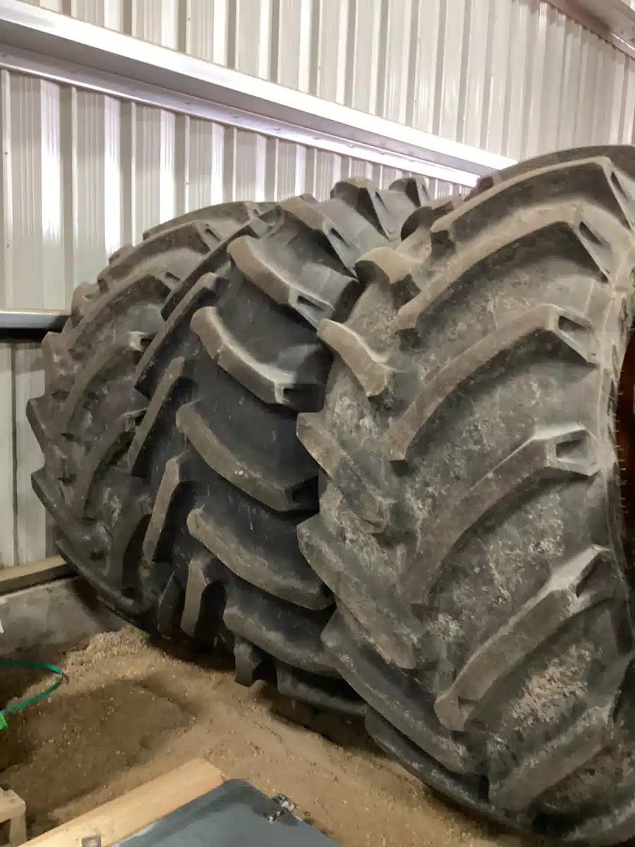 Gallery image 2 for Alliance VF710/70R38 Tires