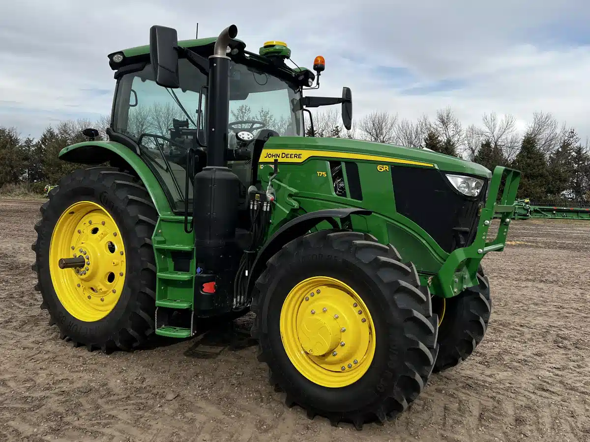 Gallery image 1 for 2025 John Deere 6R 175 Tractor