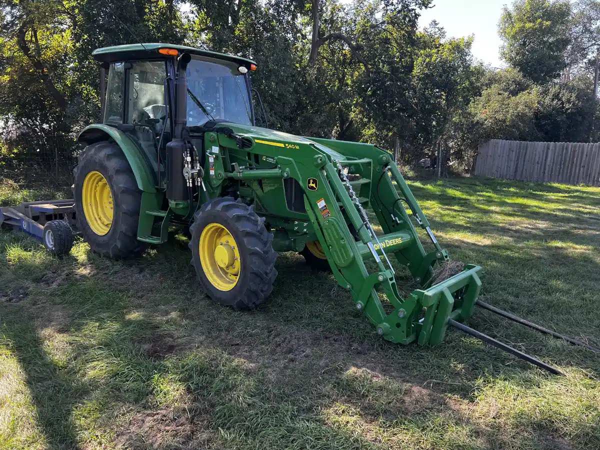 Gallery image 1 for 2024 John Deere 5090E Tractor