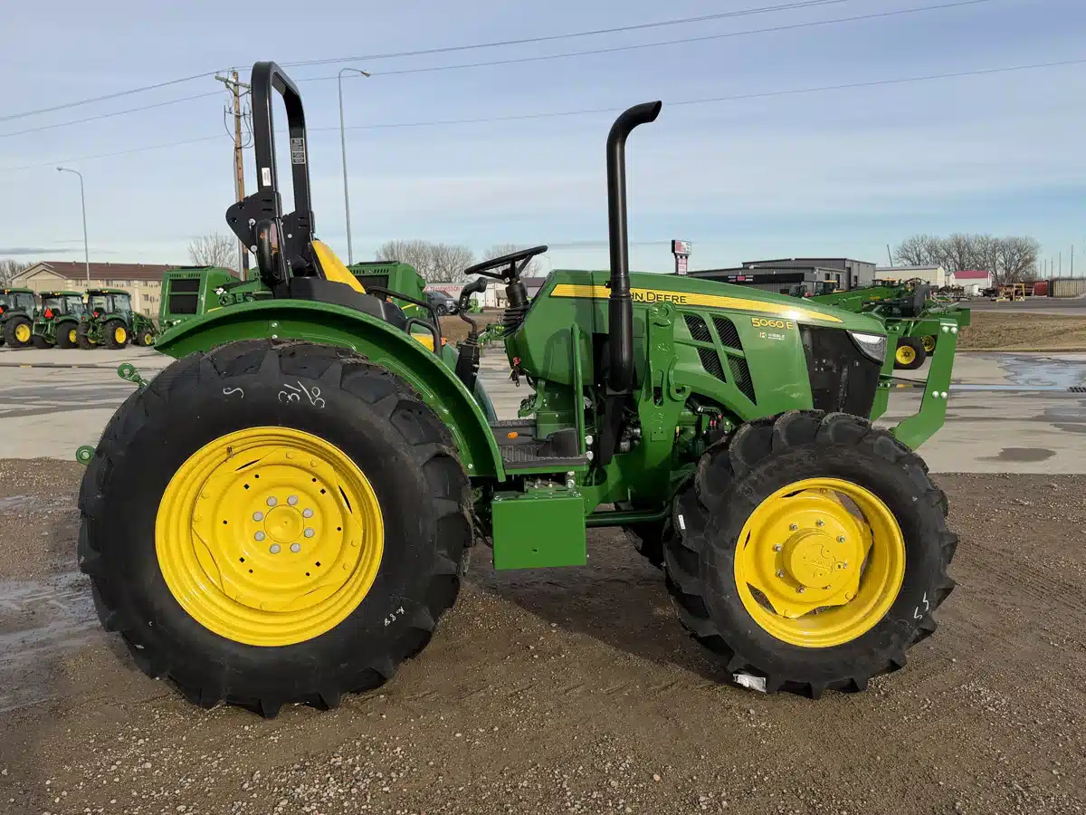 Gallery image 2 for 2025 John Deere 5060E Tractor