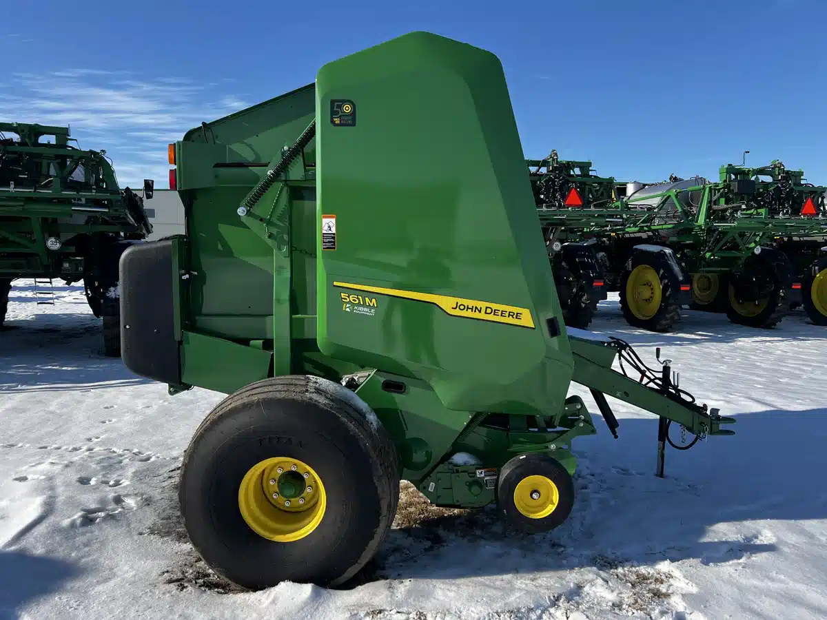 Gallery image 2 for 2025 John Deere 561M Round Baler