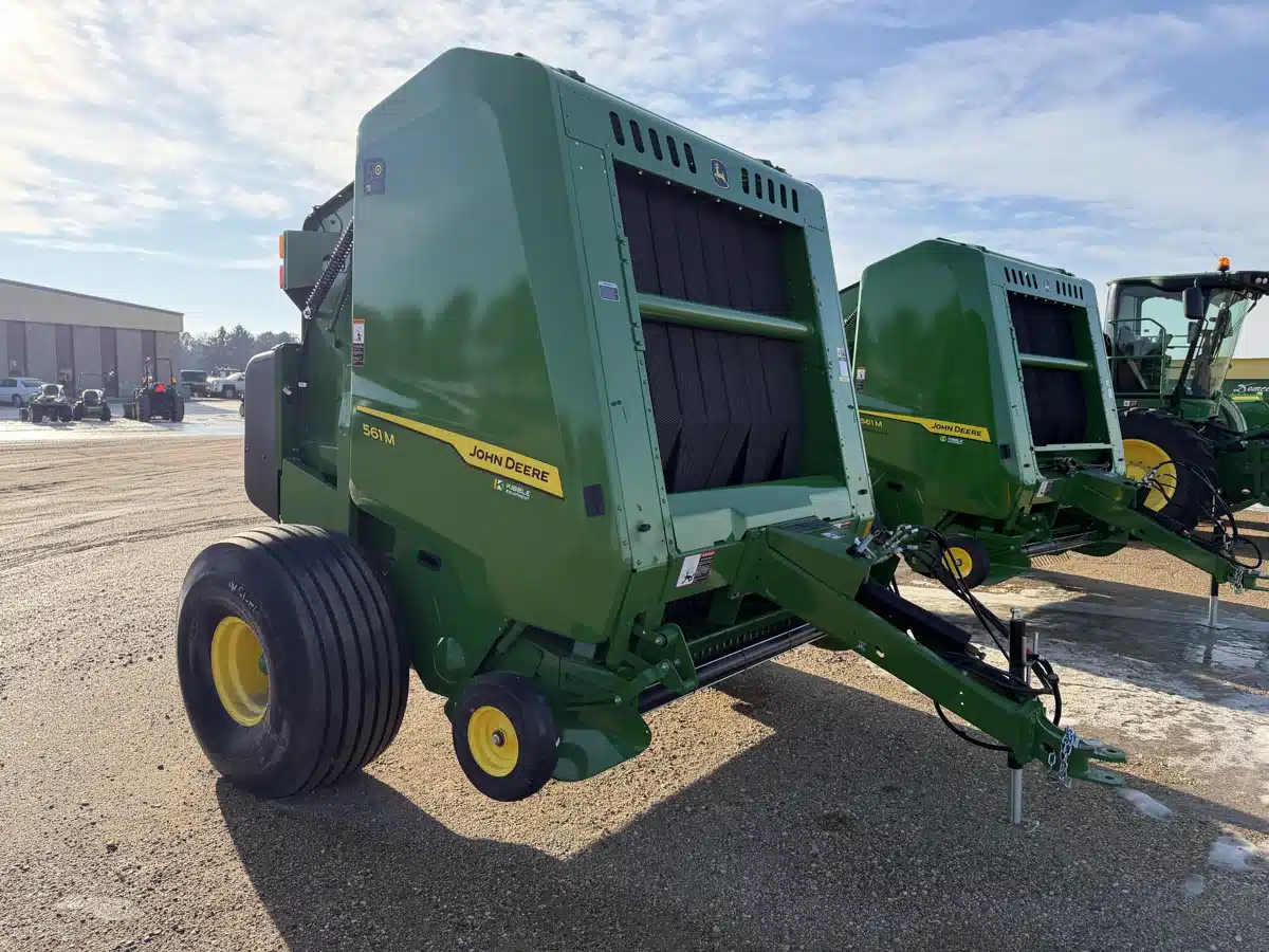 Gallery image 1 for 2025 John Deere 561M Round Baler