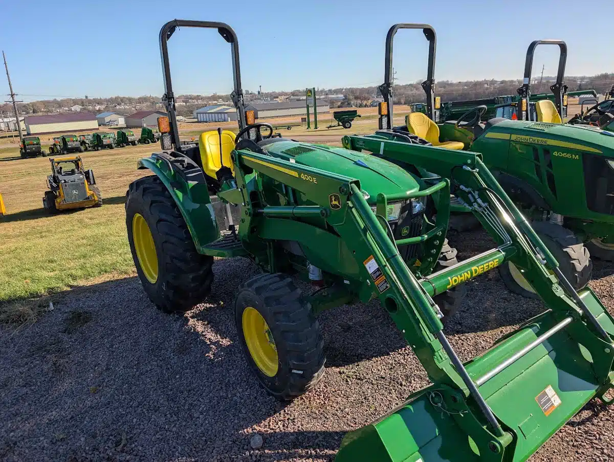 Gallery image 2 for 2025 John Deere 4044M Tractor