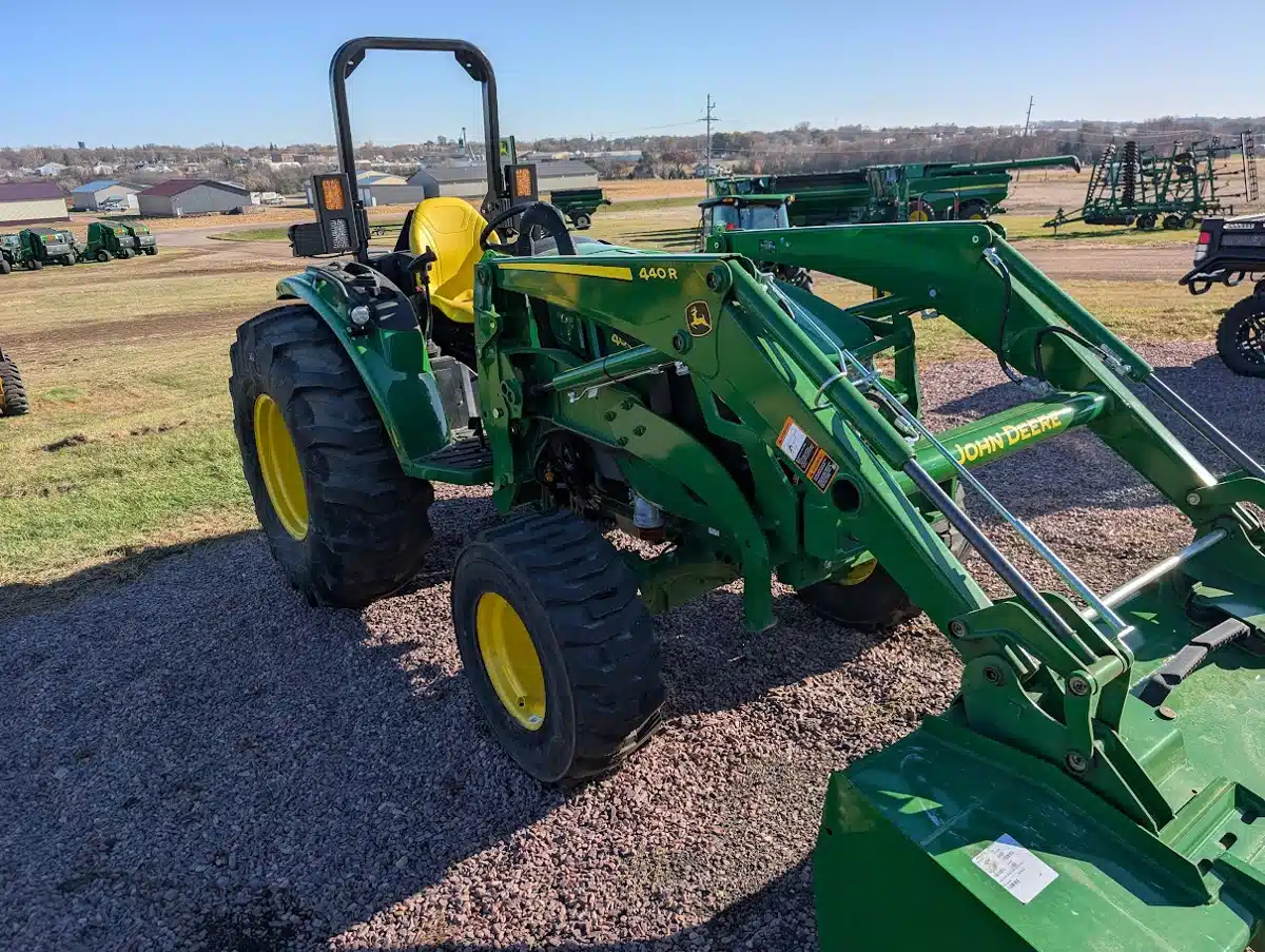 Gallery image 2 for 2025 John Deere 4066M Tractor