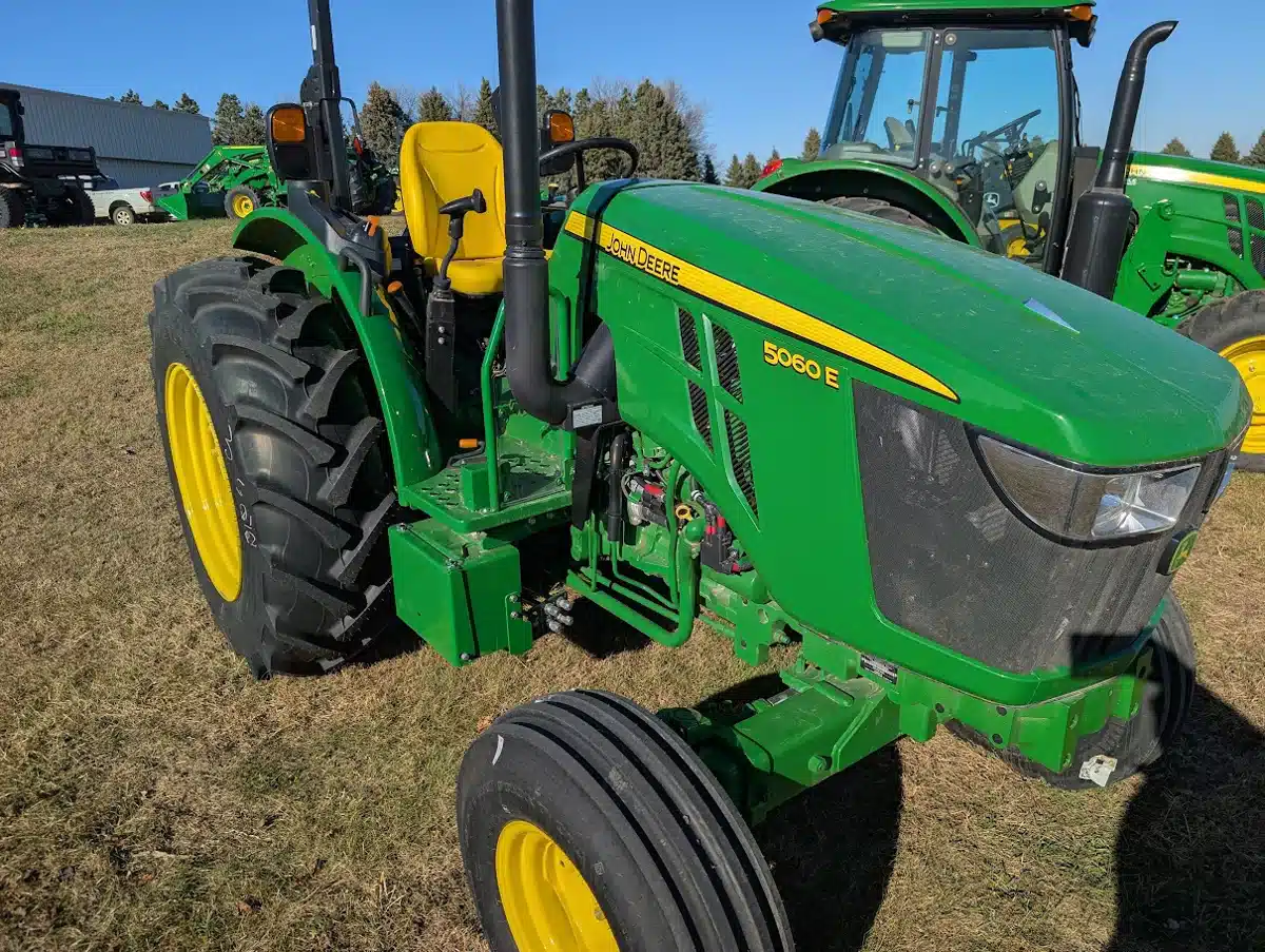 Gallery image 2 for 2025 John Deere 5060E Tractor