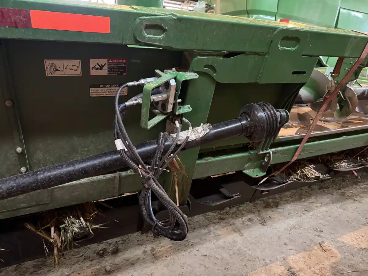 Gallery image 2 for 2019 John Deere 718C Header - Row Crop