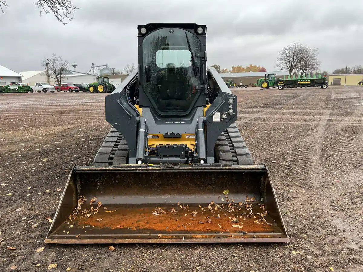 Gallery image 2 for 2024 John Deere 333G Track Loader