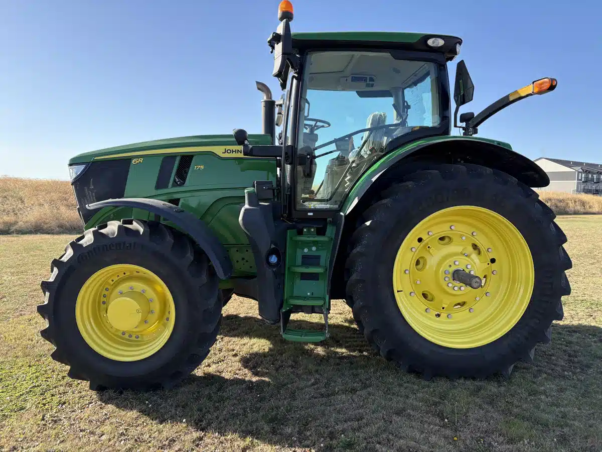 Gallery image 1 for 2024 John Deere 6R 175 Tractor
