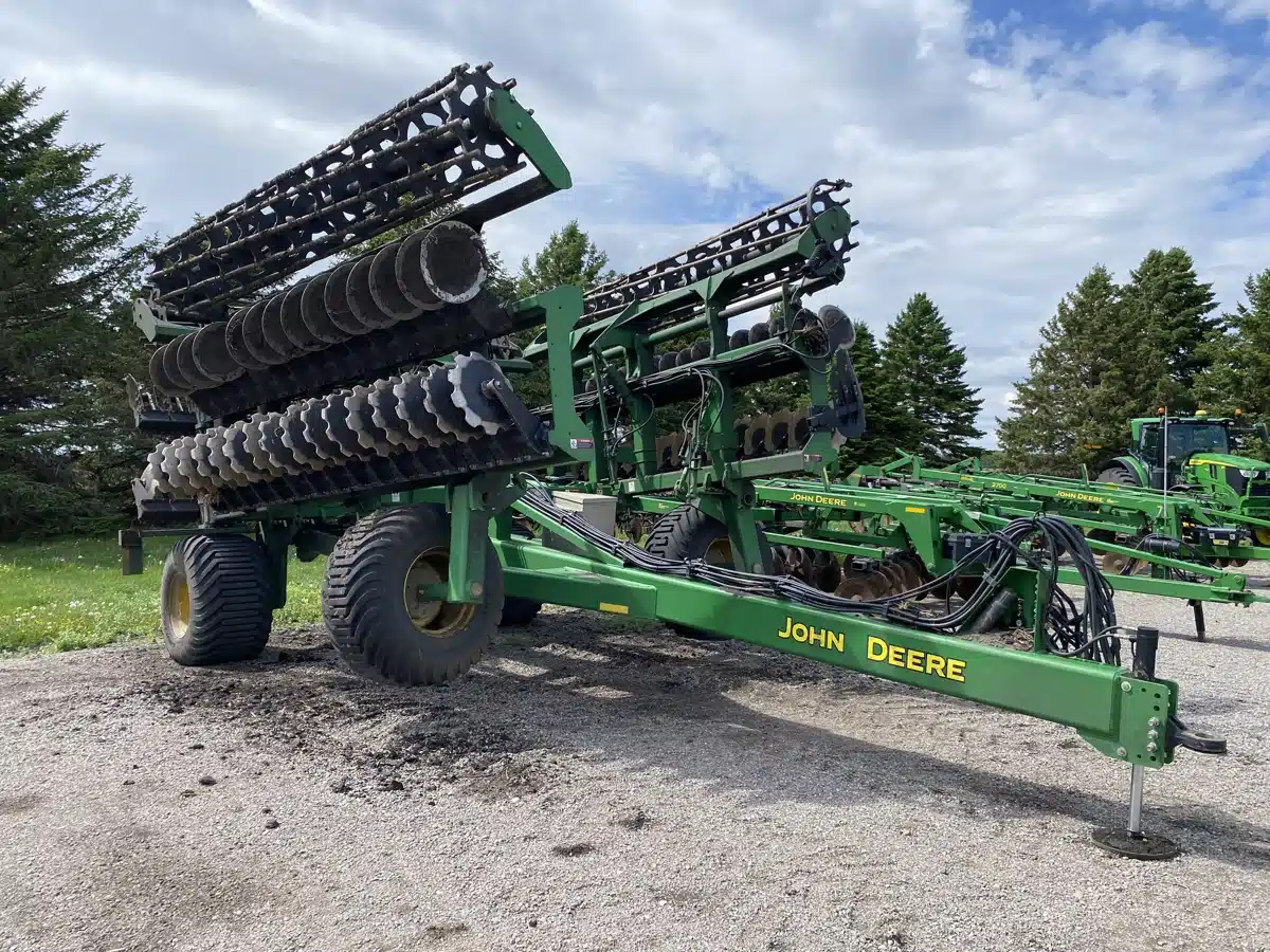 Gallery image 1 for 2022 John Deere 2680H Disc