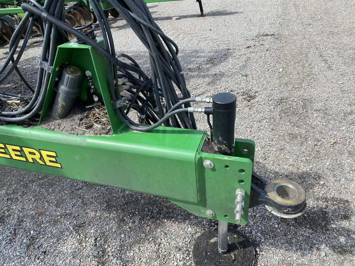 Gallery image 2 for 2022 John Deere 2680H Disc
