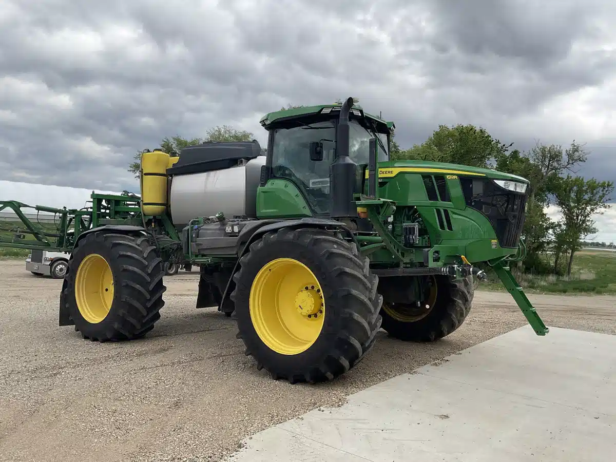 Gallery image 1 for 2024 John Deere 612R Sprayer - Self Propelled