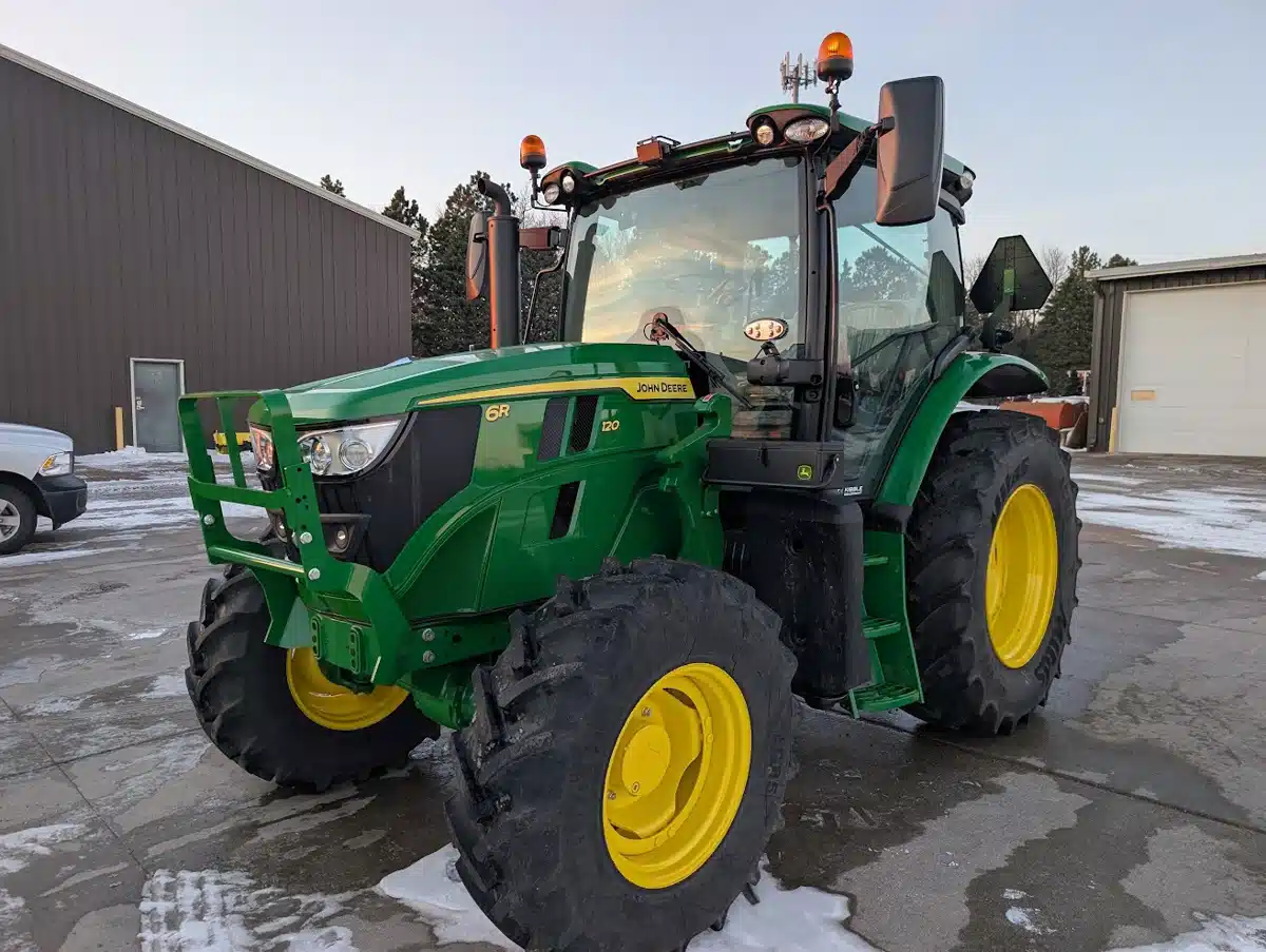 Gallery image 1 for 2025 John Deere 6R 120 Tractor