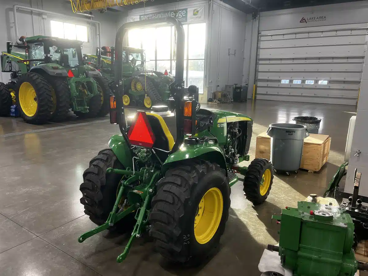 Gallery image 2 for 2025 John Deere 3046R Tractor