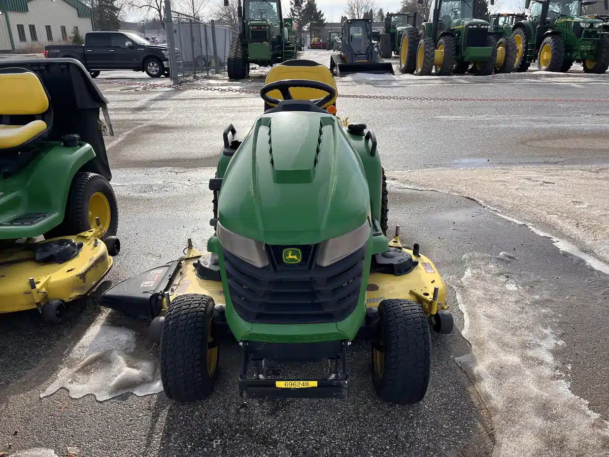 Gallery image 2 for 2017 John Deere X580 Lawn Tractor
