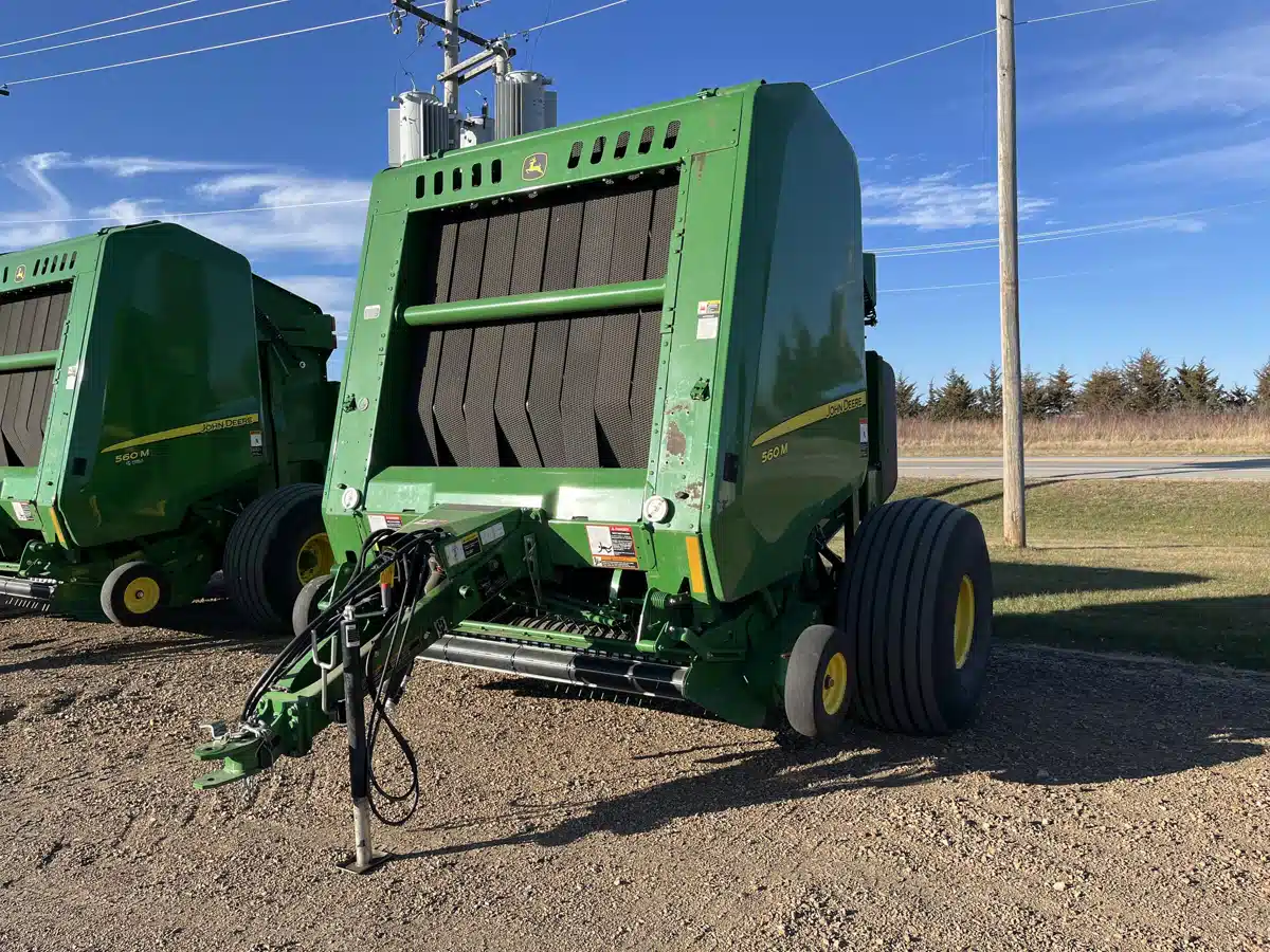Gallery image 1 for 2023 John Deere 560M Round Baler