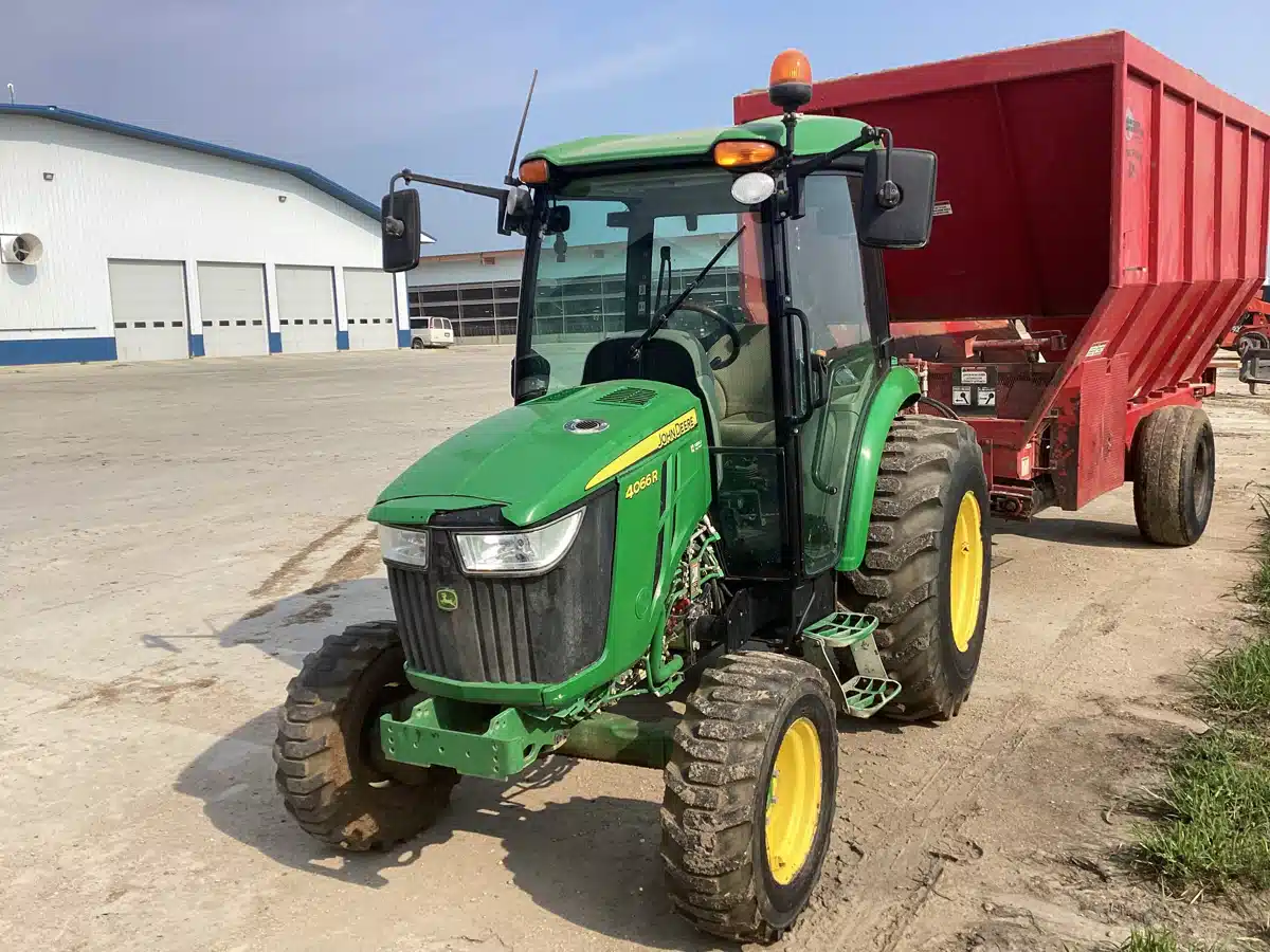 Gallery image 2 for 2022 John Deere 4066R Tractor