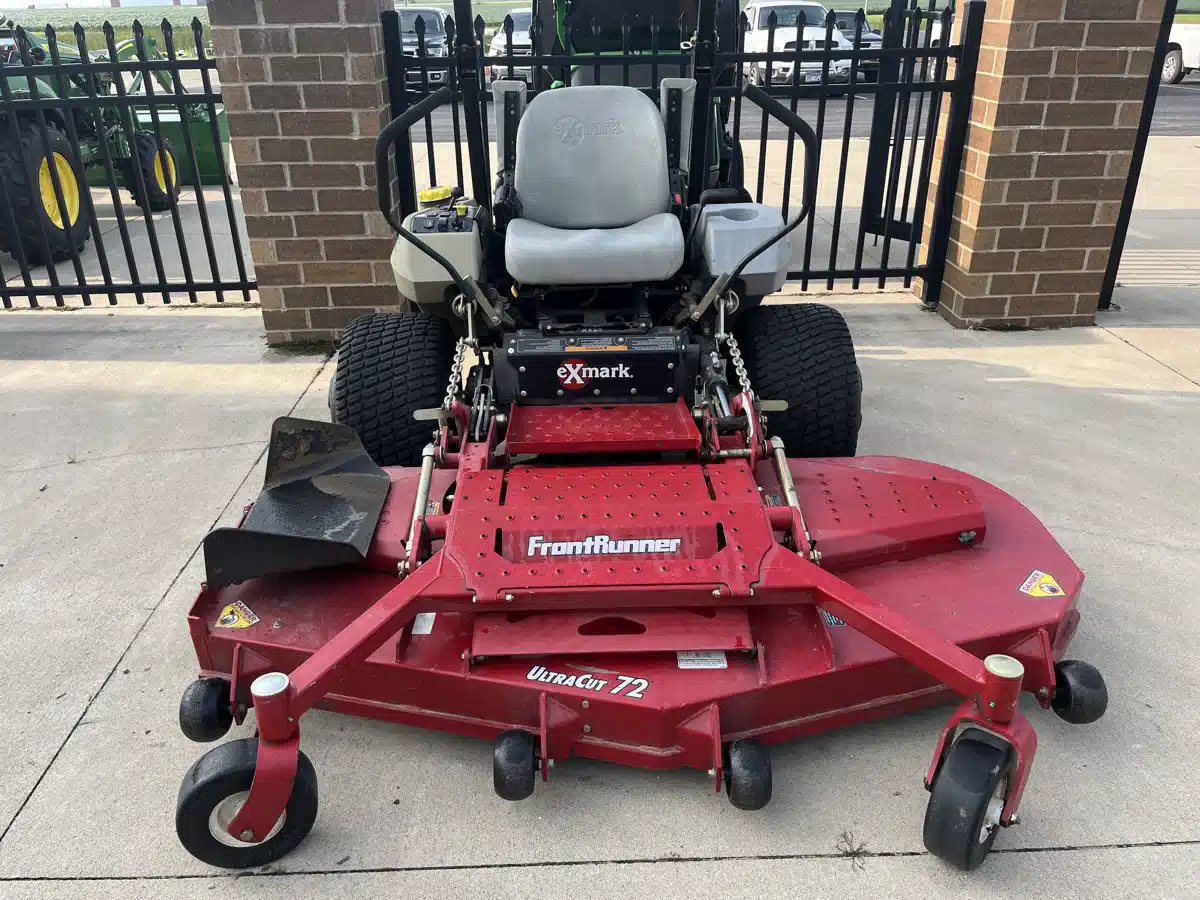 Gallery image 2 for 2008 Exmark FR25KD Mower - Zero Turn