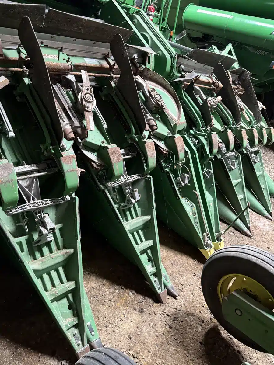 Gallery image 1 for 2022 John Deere C12F Header - Row Crop