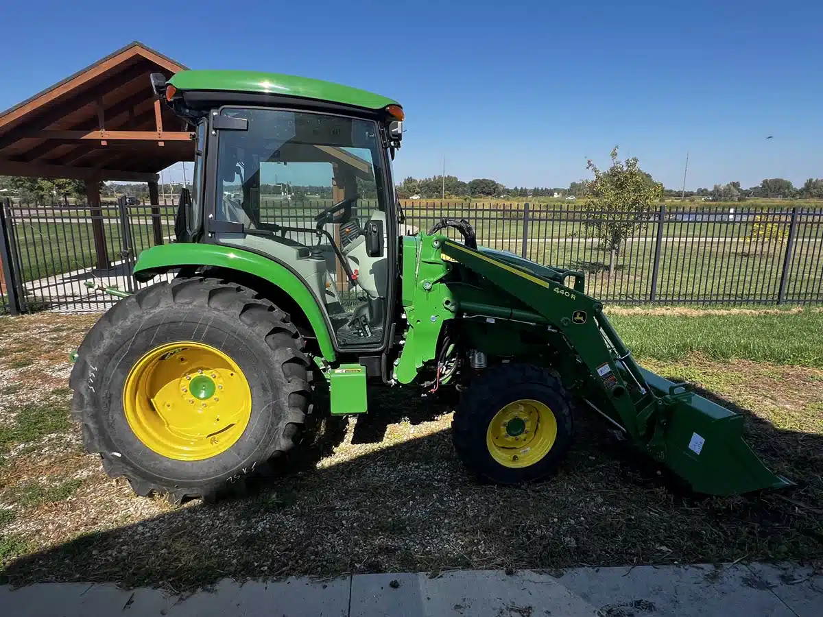 Gallery image 2 for 2025 John Deere 4066R Tractor