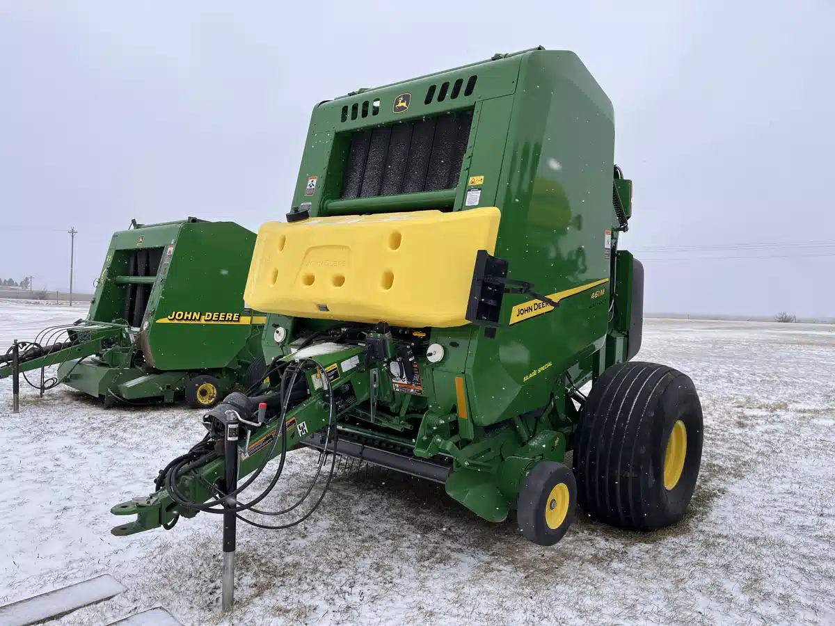 Gallery image 1 for 2023 John Deere 461M Round Baler