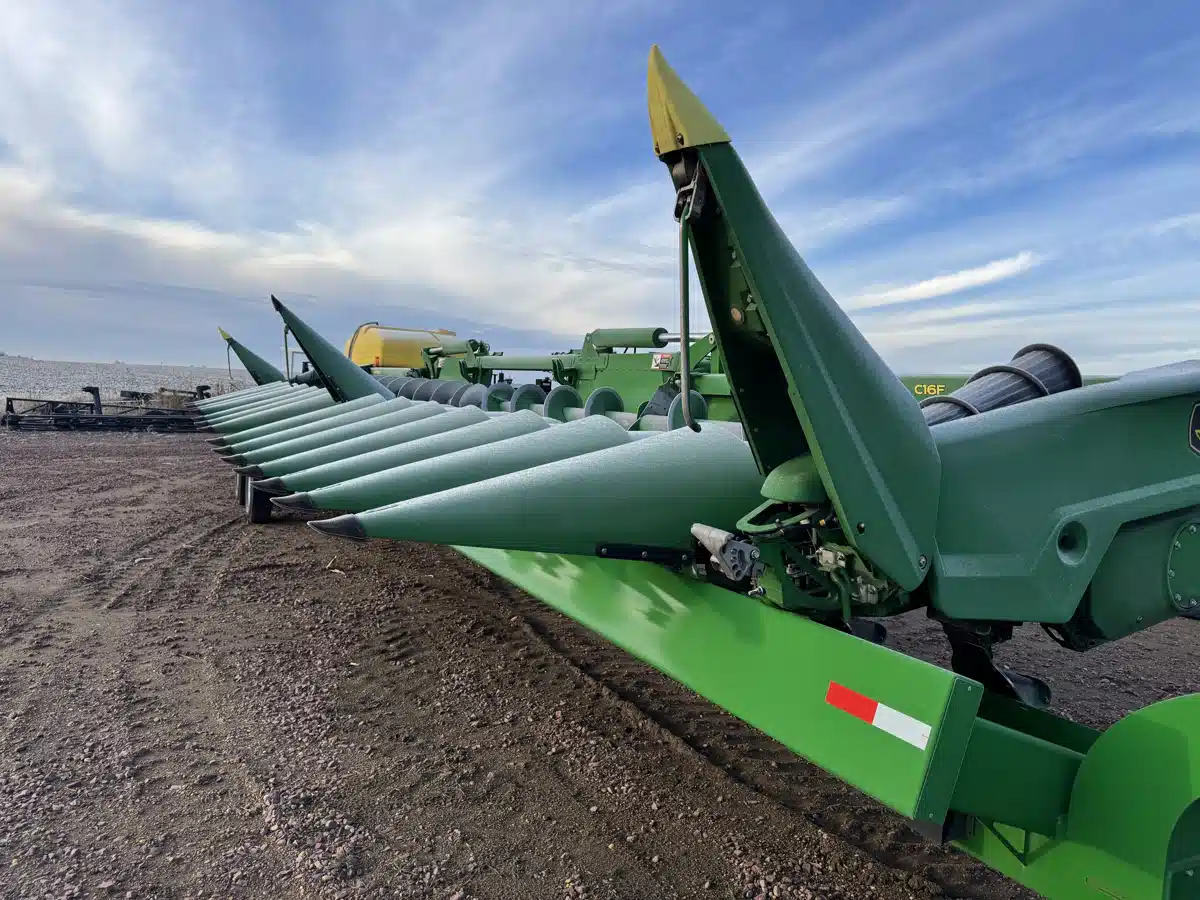 Gallery image 2 for 2023 John Deere C16F Header - Row Crop