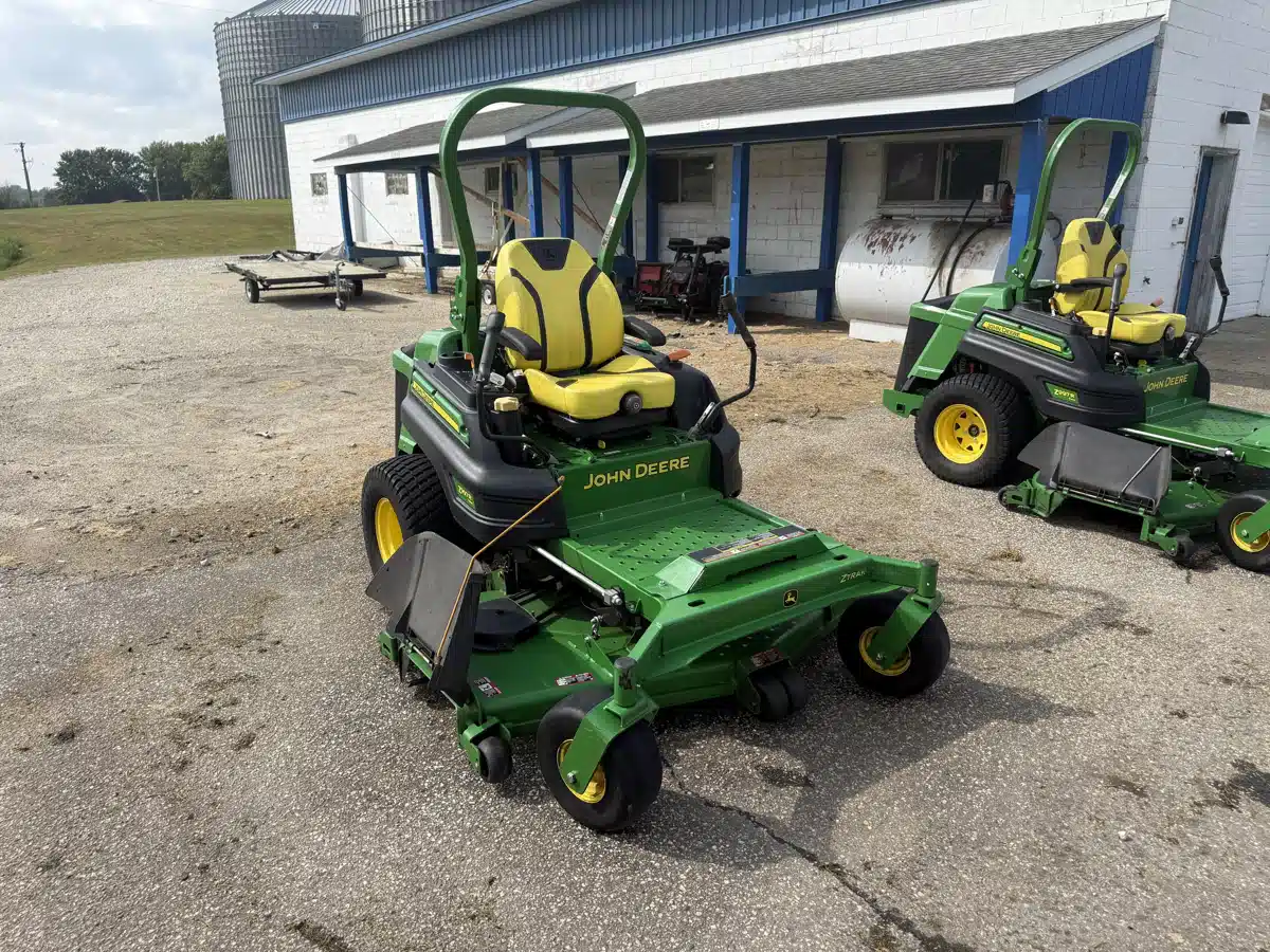 Gallery image 2 for 2022 John Deere Z997R Mower - Zero Turn