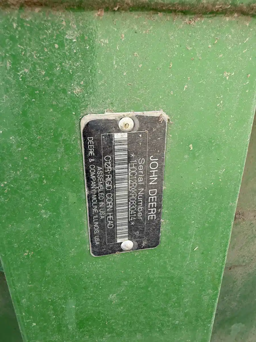 Gallery image 2 for 2024 John Deere C12R Header - Row Crop