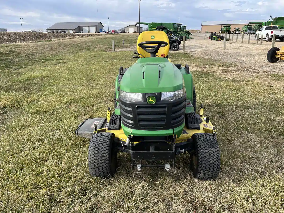 Gallery image 2 for 2022 John Deere X730 Lawn Tractor
