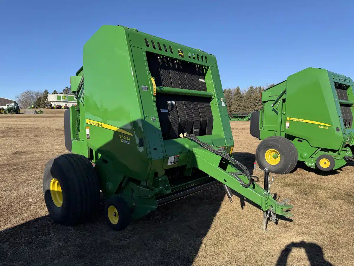 Gallery image 1 for 2020 John Deere 560M Round Baler