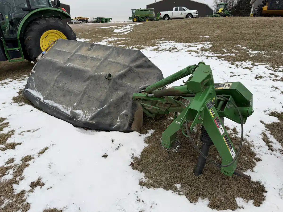 Gallery image 1 for 2012 John Deere 265 Disc Mower