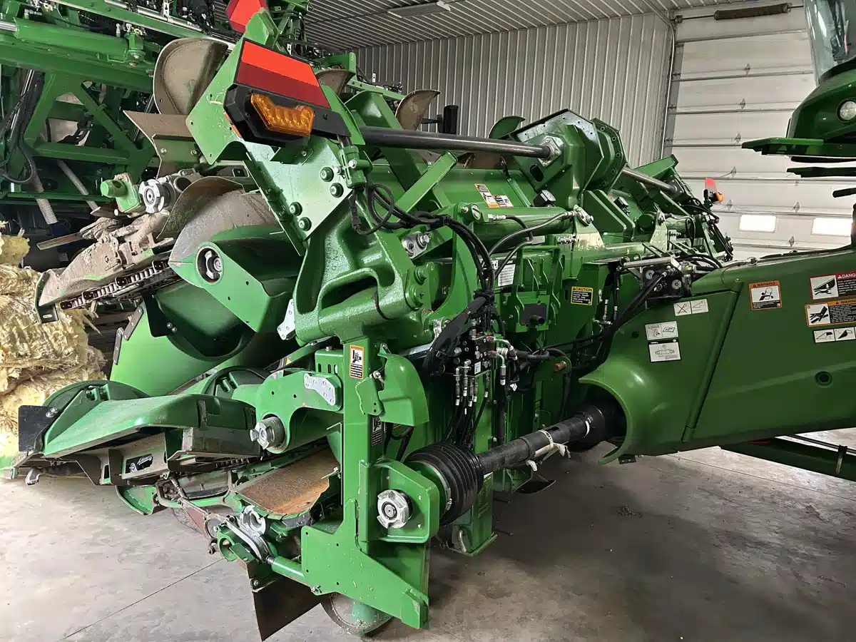 Gallery image 2 for 2024 John Deere C12F Header - Row Crop