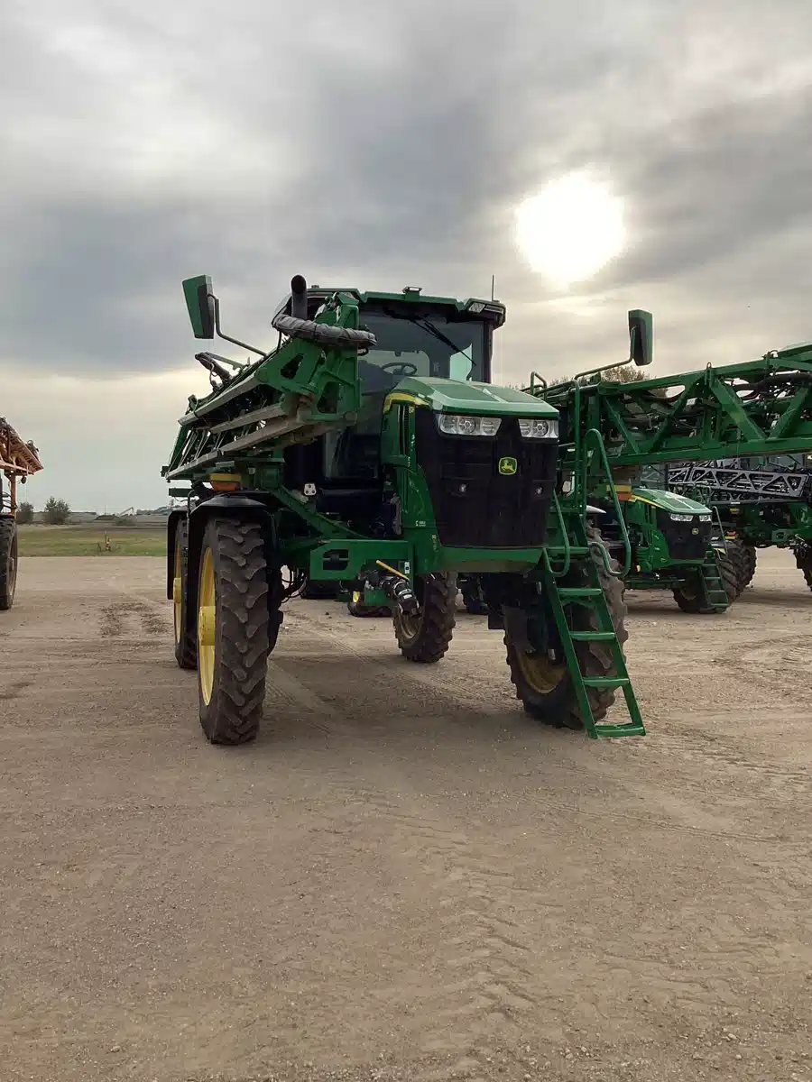 Gallery image 1 for 2022 John Deere 612R Sprayer - Self Propelled