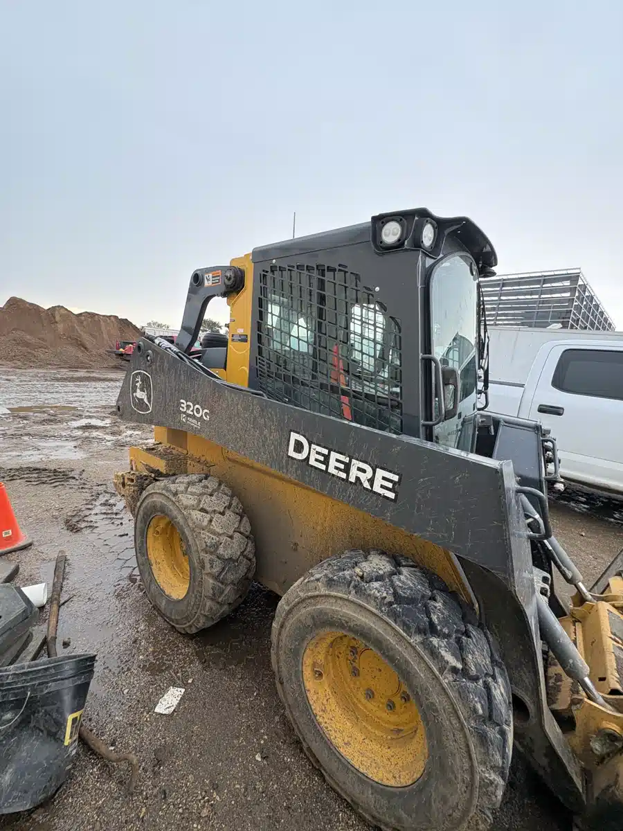 Gallery image 1 for 2024 John Deere 320G Skid Steer