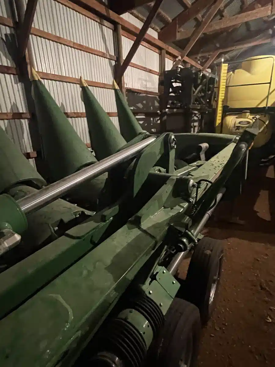 Gallery image 1 for 2019 John Deere 712FC Header - Row Crop