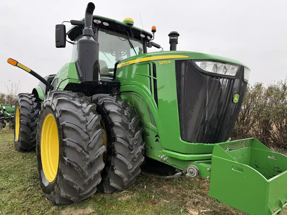 Gallery image 2 for 2020 John Deere 9370R Tractor