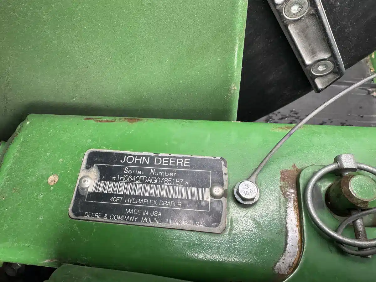 Gallery image 2 for 2016 John Deere 640FD Header - Draper