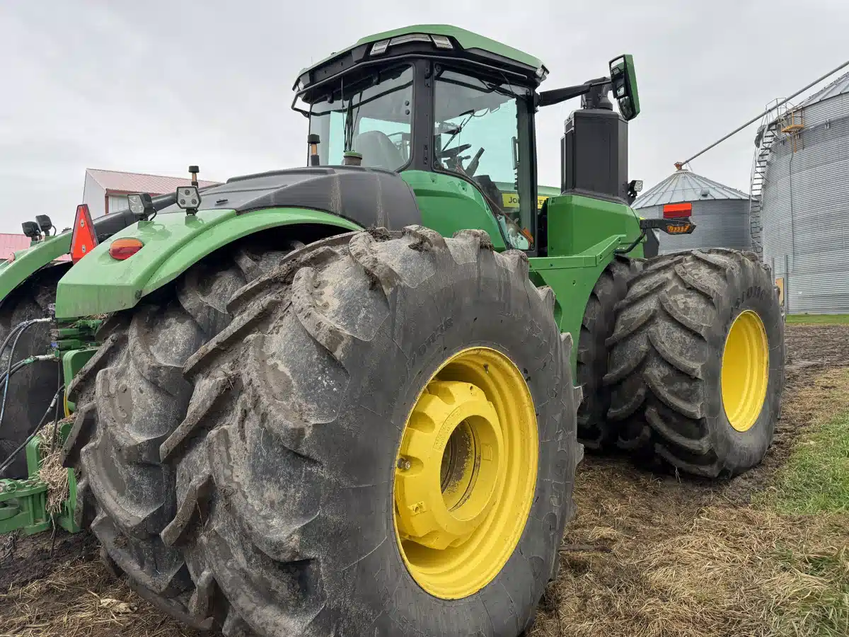 Gallery image 2 for 2023 John Deere 9R 590 Tractor