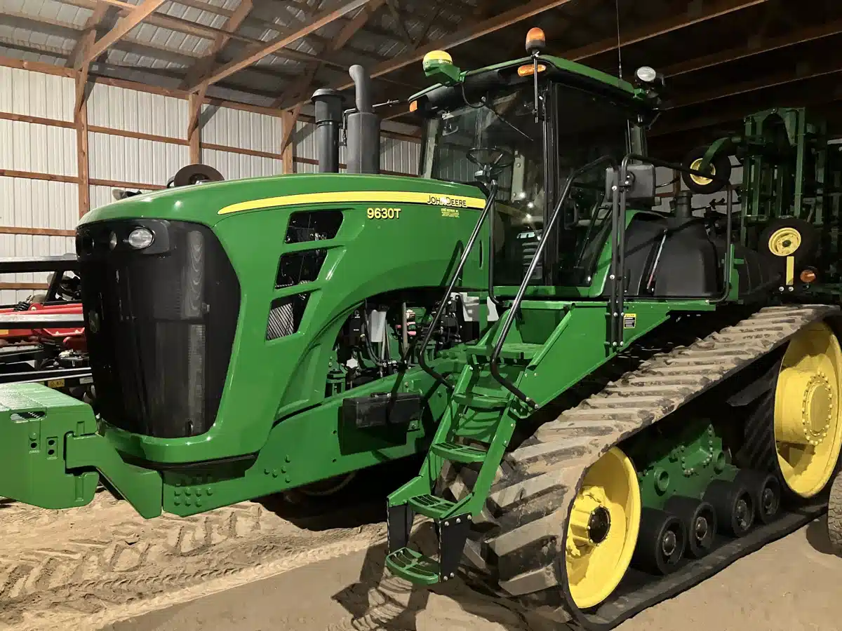 Gallery image 2 for 2010 John Deere 9630T Tractor