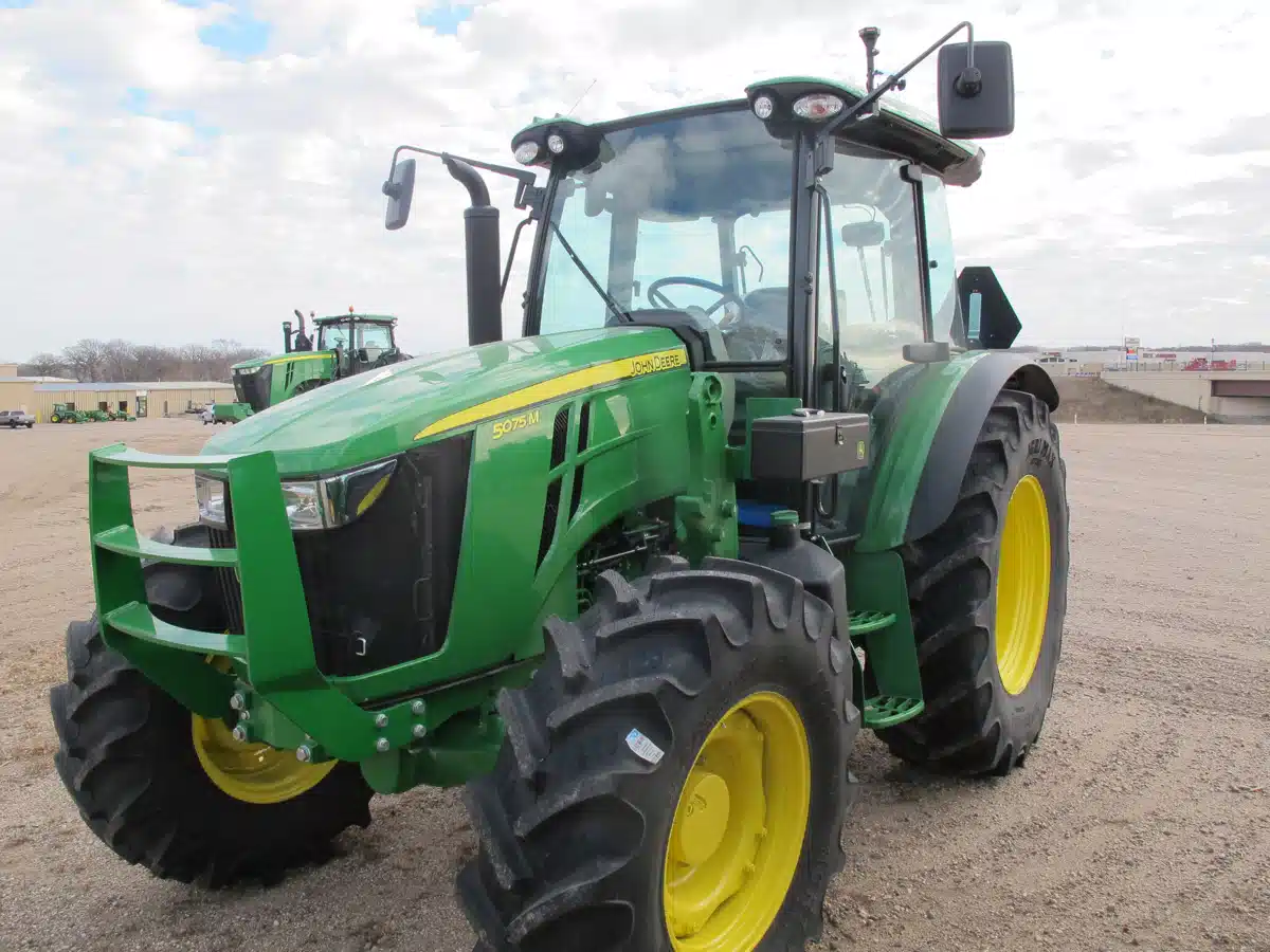 Gallery image 2 for 2025 John Deere 5075M Tractor