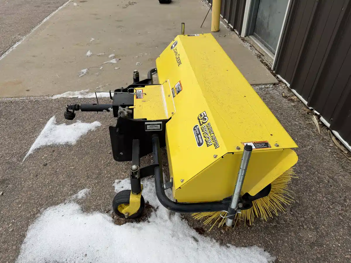 Gallery image 2 for 2018 John Deere 52 in Quick Hitch Broom Attachment