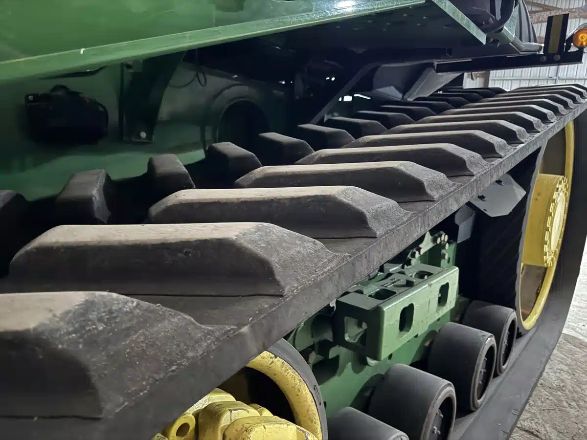 Gallery image 2 for 2010 John Deere 9630T Tractor