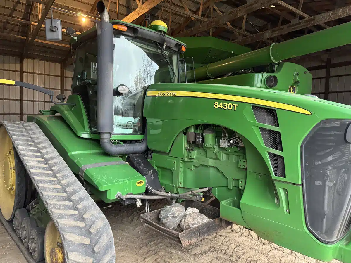 Gallery image 2 for 2006 John Deere 8430T Tractor