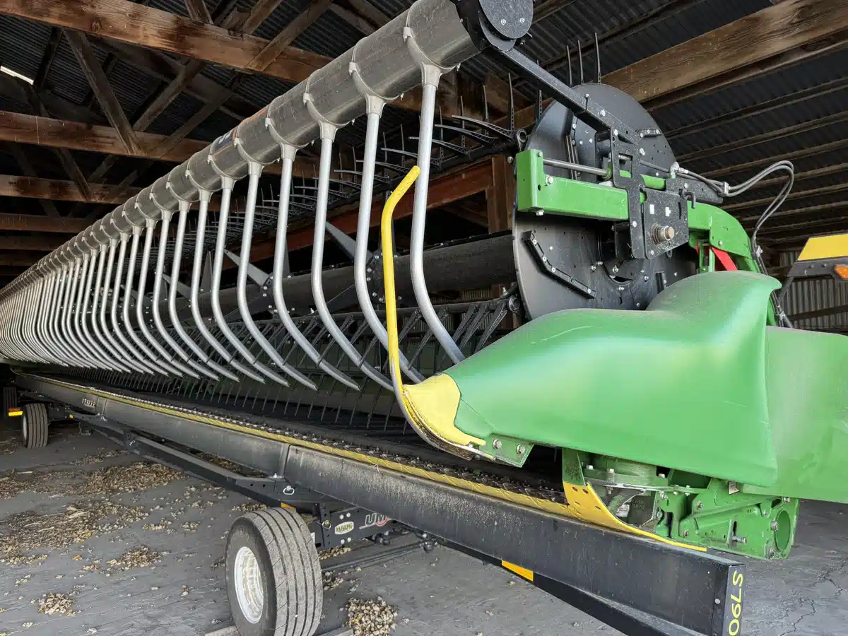 Gallery image 1 for 2024 John Deere RD45F Header - Flex