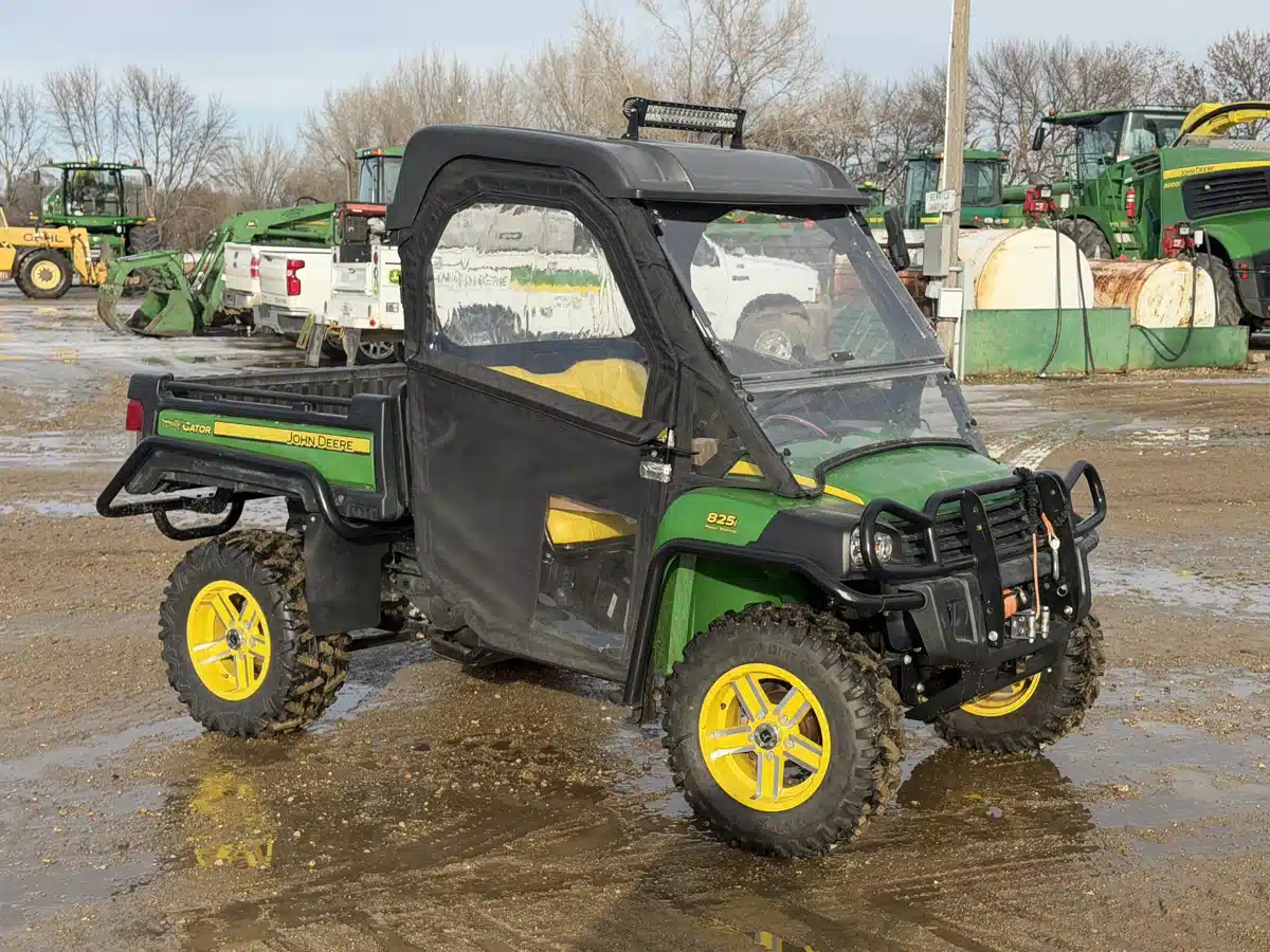 Gallery image 1 for 2015 John Deere XUV 825I Utility Vehicle
