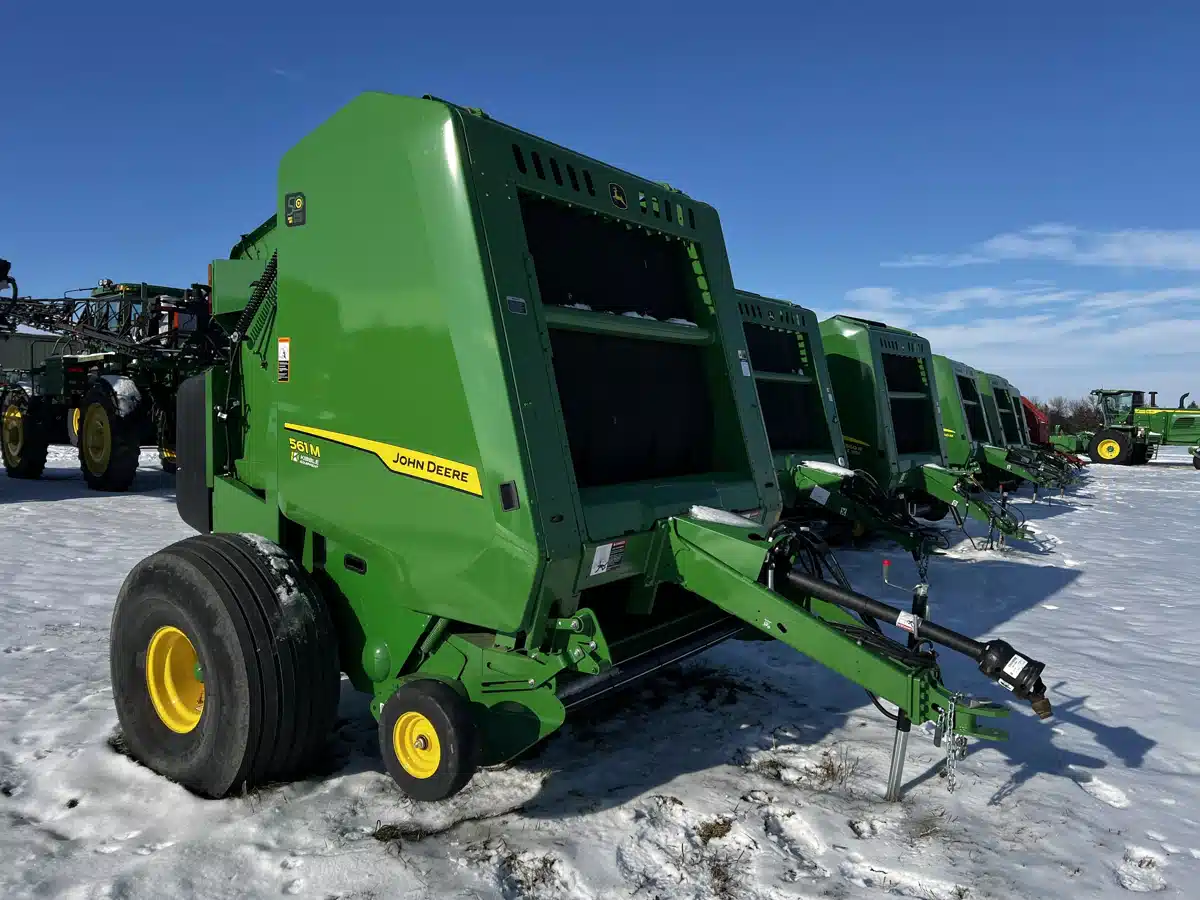 Gallery image 1 for 2025 John Deere 561M Round Baler