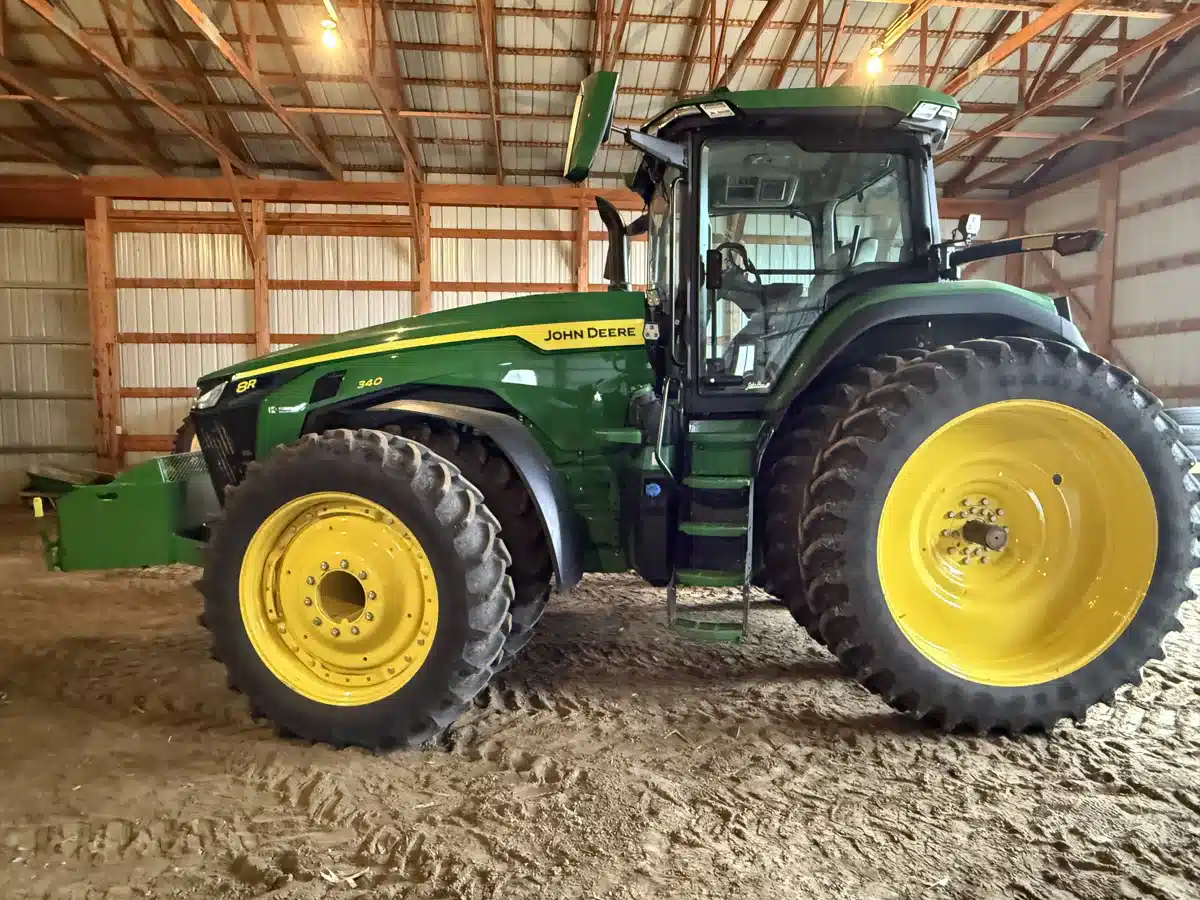 Gallery image 1 for 2023 John Deere 8R 340 Tractor