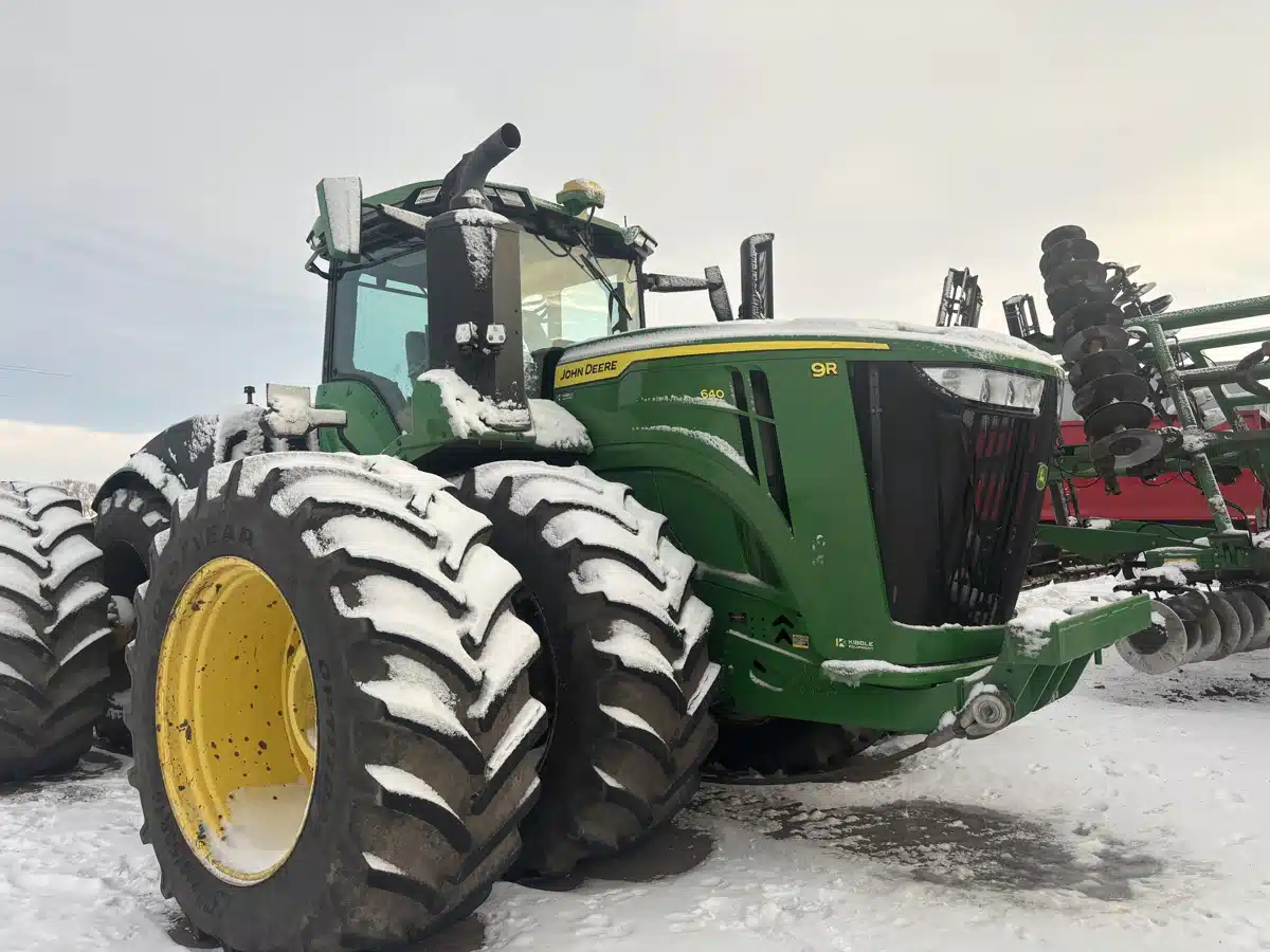 Gallery image 1 for 2023 John Deere 9R 640 Tractor