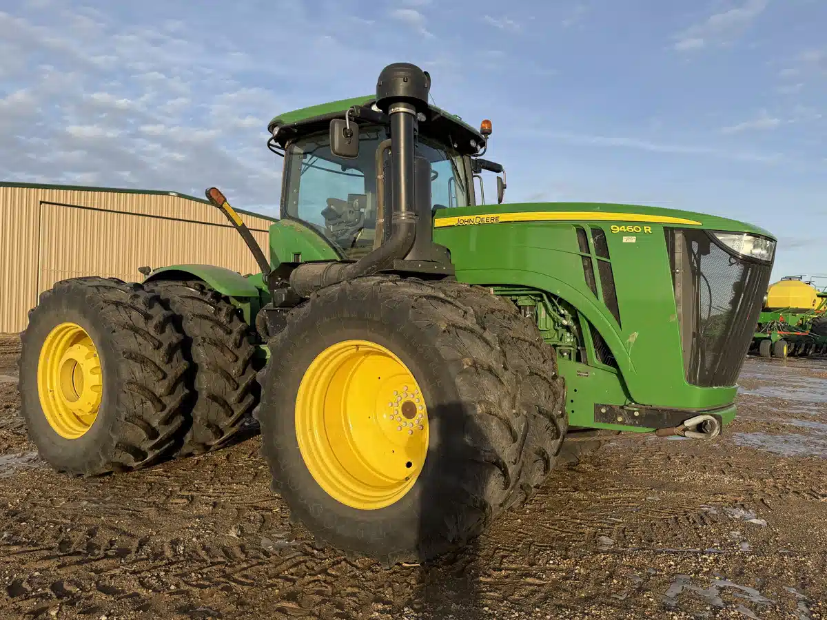 Gallery image 1 for 2013 John Deere 9460R Tractor