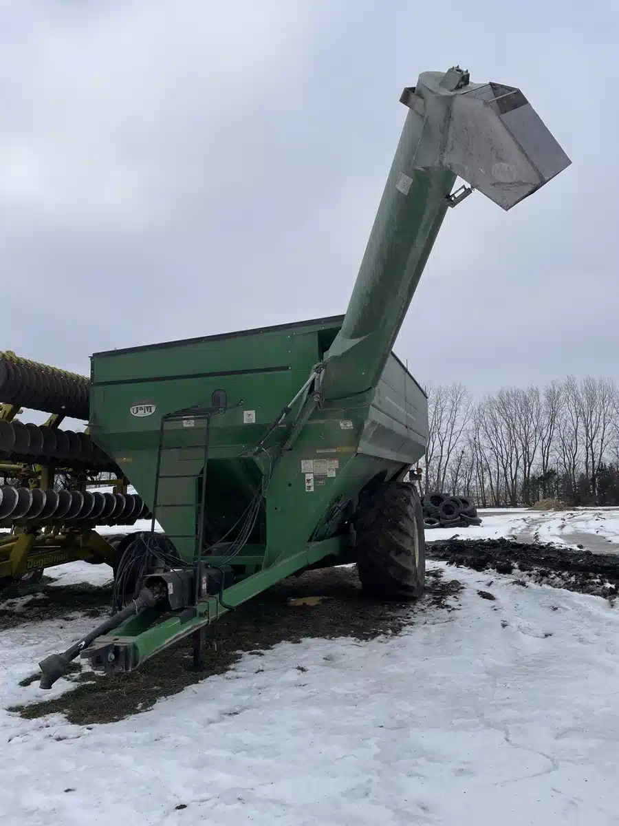 Gallery image 1 for J&M 1151 Grain Cart